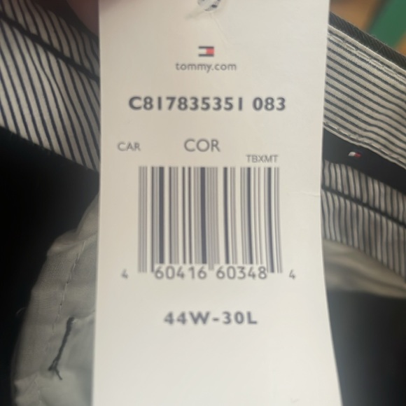 Tommy Hilfiger— casual pants size 44W X 30L - Picture 5 of 5